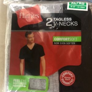 Hanes 2 Pack Tagless V-Necks Size XL